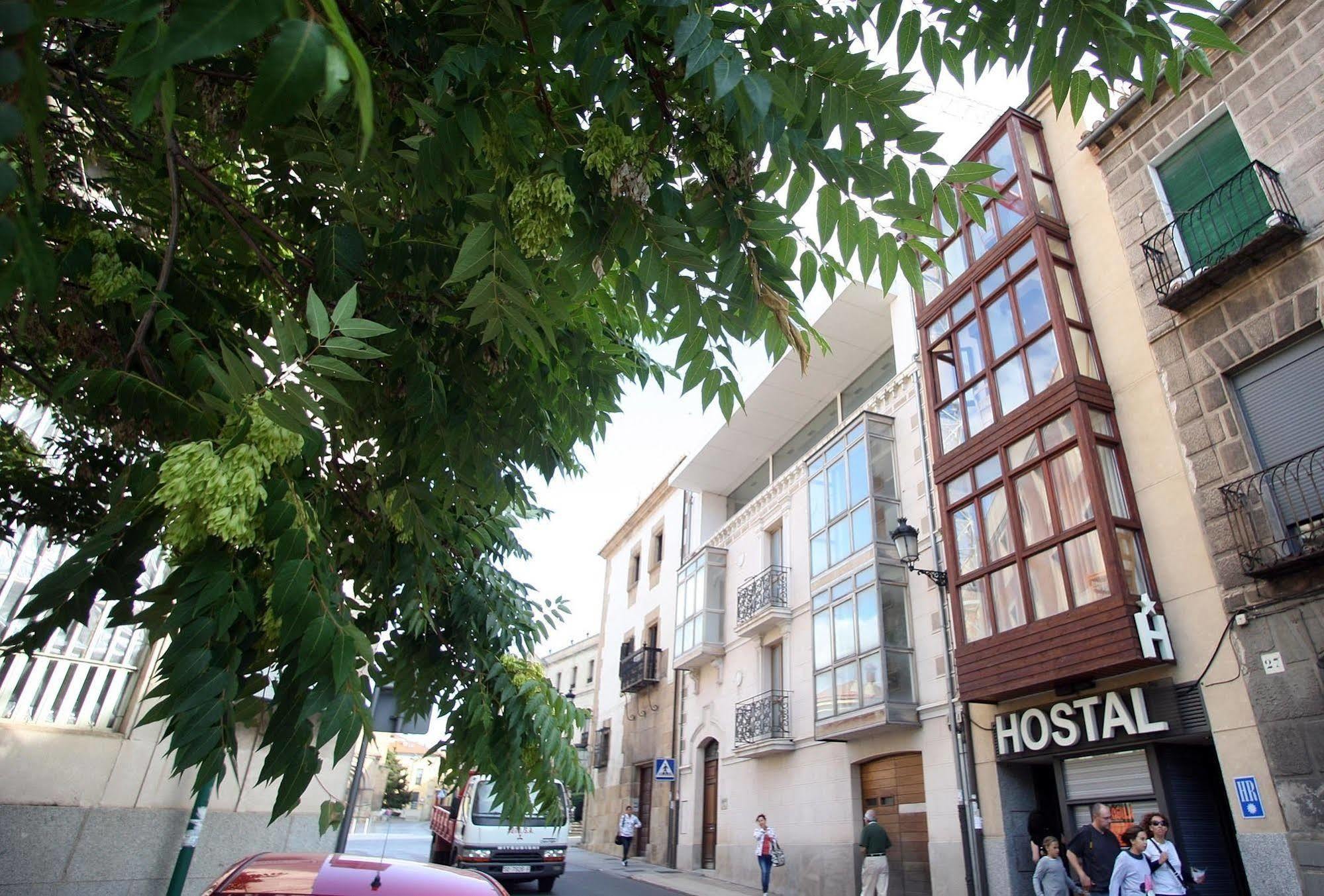Hostal Caballeros Soria Exterior foto