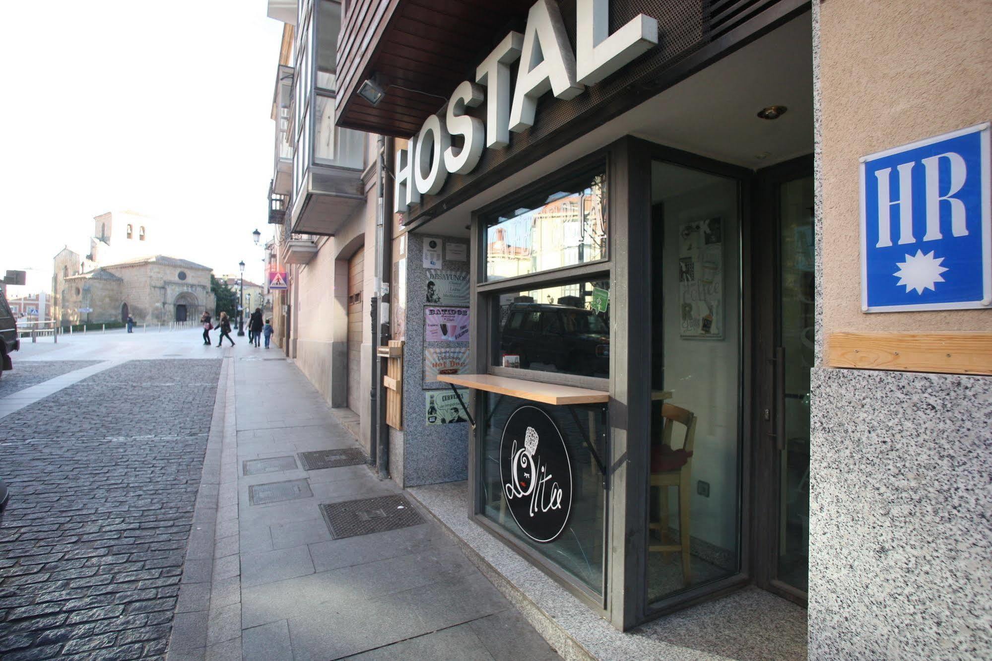 Hostal Caballeros Soria Exterior foto